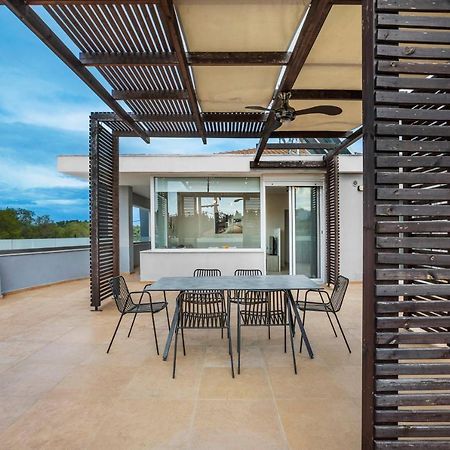 Agreste Luxury Apartments Paliouri Bagian luar foto